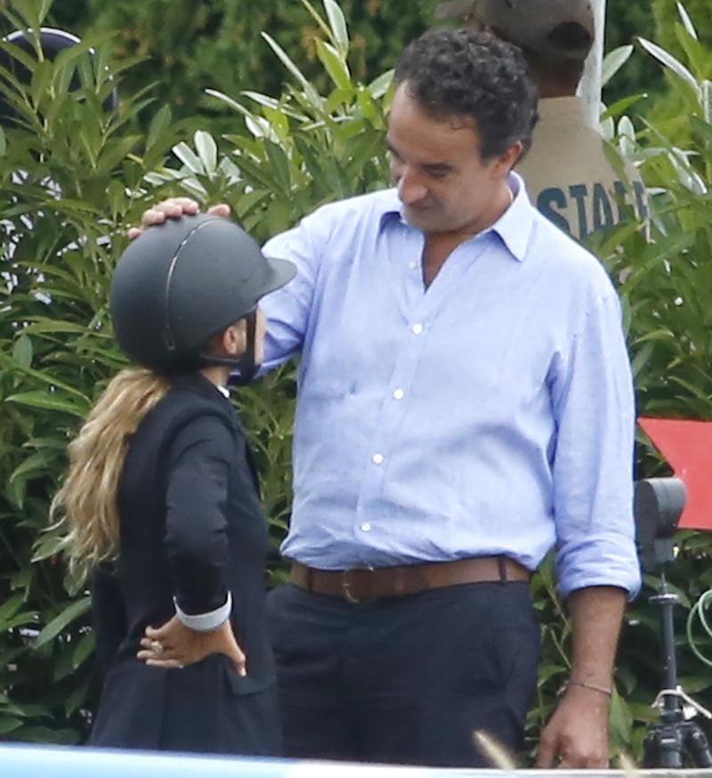 Mary Kate Olsen Olivier Sarkozy Married Kiss Horseback Riding