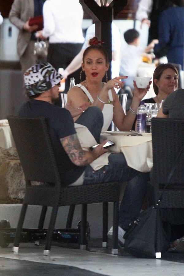 Jennifer Lopez Casper Smart Back together