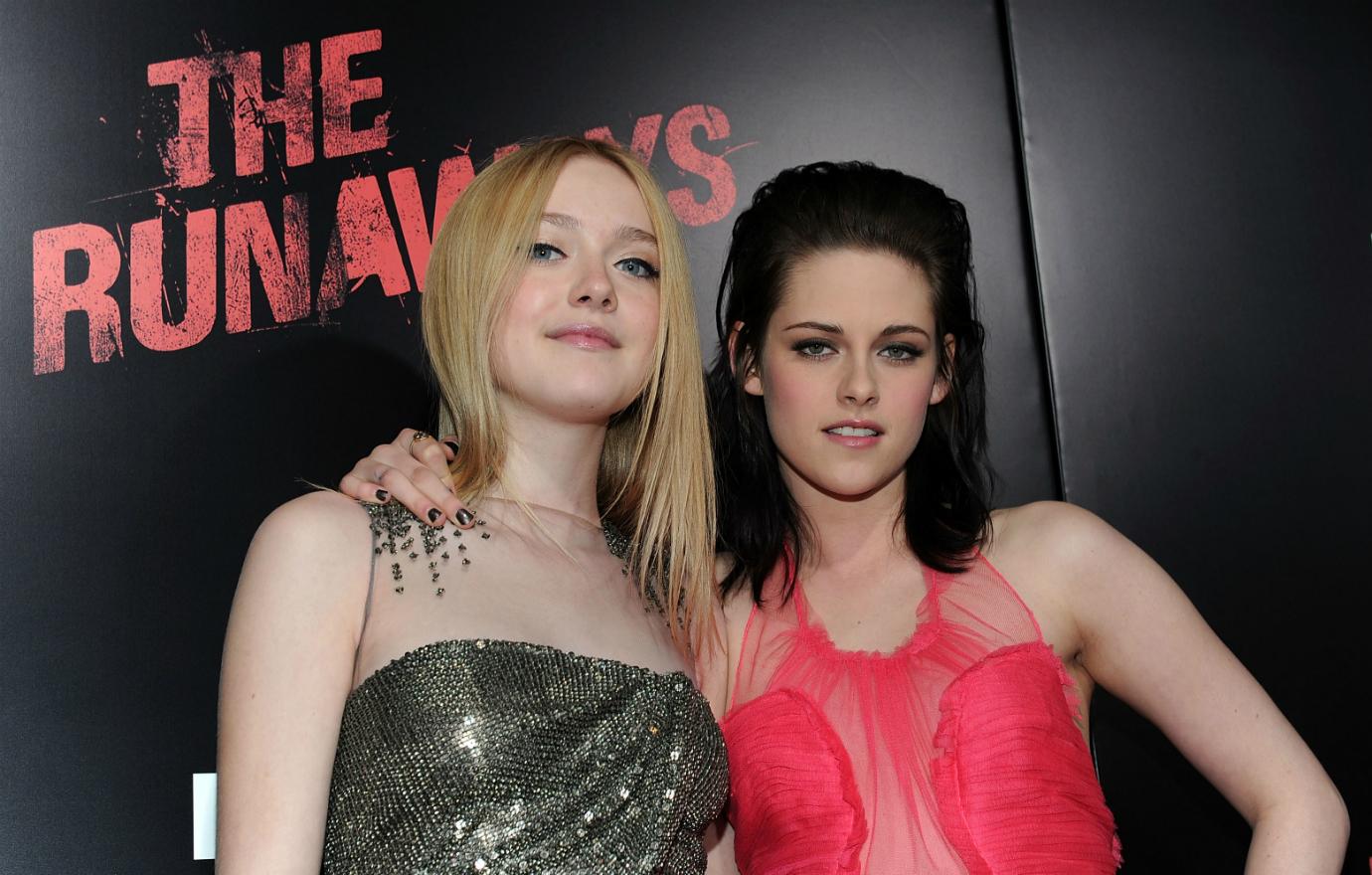 //Kristen Stewart Dakota Fanning