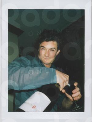 //exclusive photos orlando bloom letting loose partying hard ian mckellans dinner party