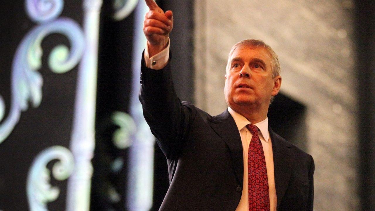 Photo of Andrew Windsor