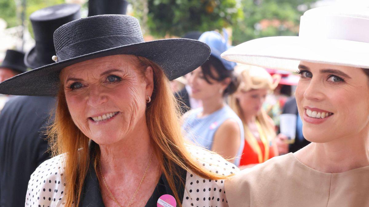 Photo of Sarah Ferguson & Princess Eugenie