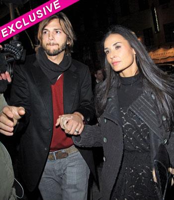 //ashton kutcher demi moore cheating splash