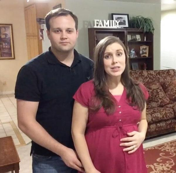 //josh duggar molestation scandal moving trucks reality star oxon hill maryland home photos