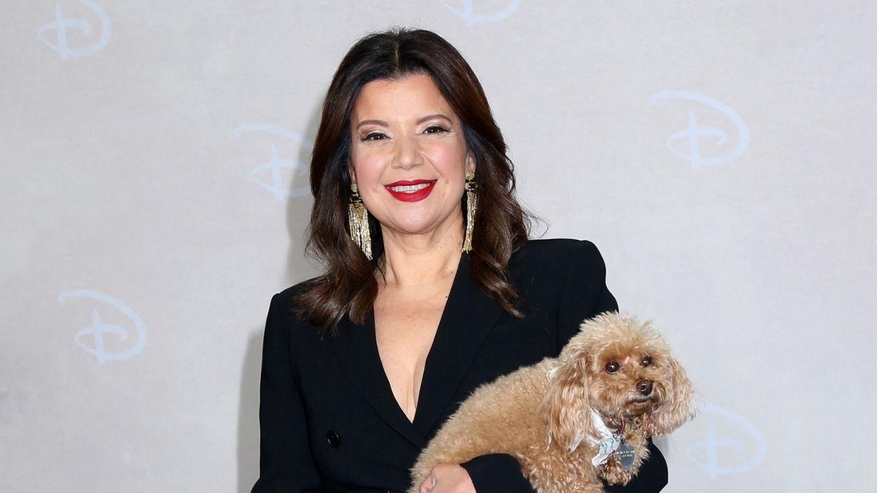 Image of Ana Navarro says Kelly Clarkson must consider her influence before deciding to 'rage tweet.'