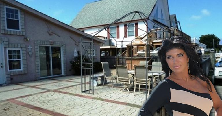 'Real Fraudwife' Teresa & Joe Giudice Put New Jersey Shore House Up For