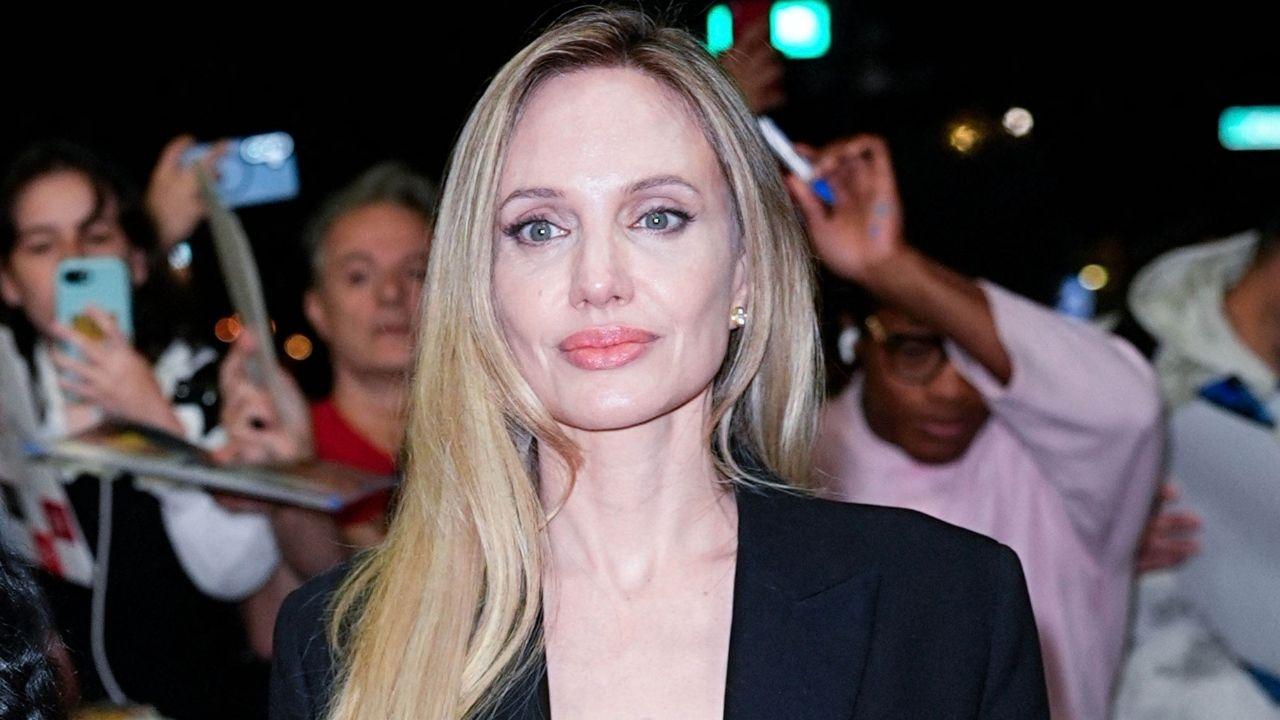 Photo of Angelina Jolie
