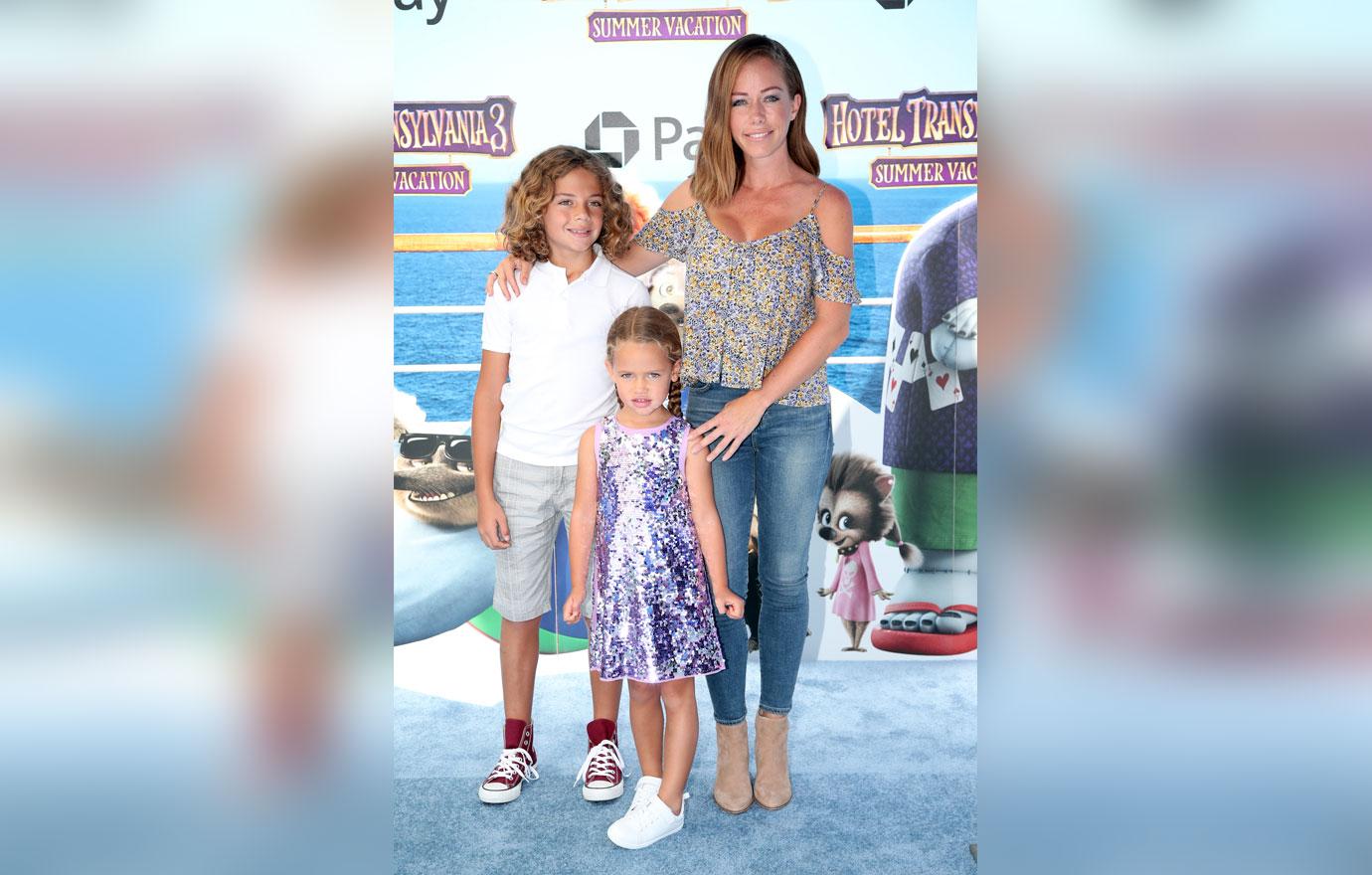 Kendra Wilkinson Takes Her Kids To Movie Premiere