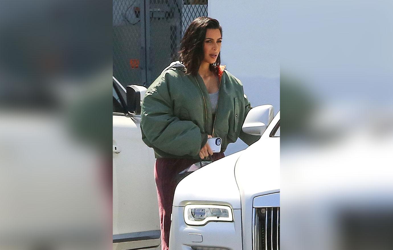 //kim kardashian short hair jacket