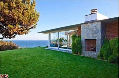 //degeneres pitt home