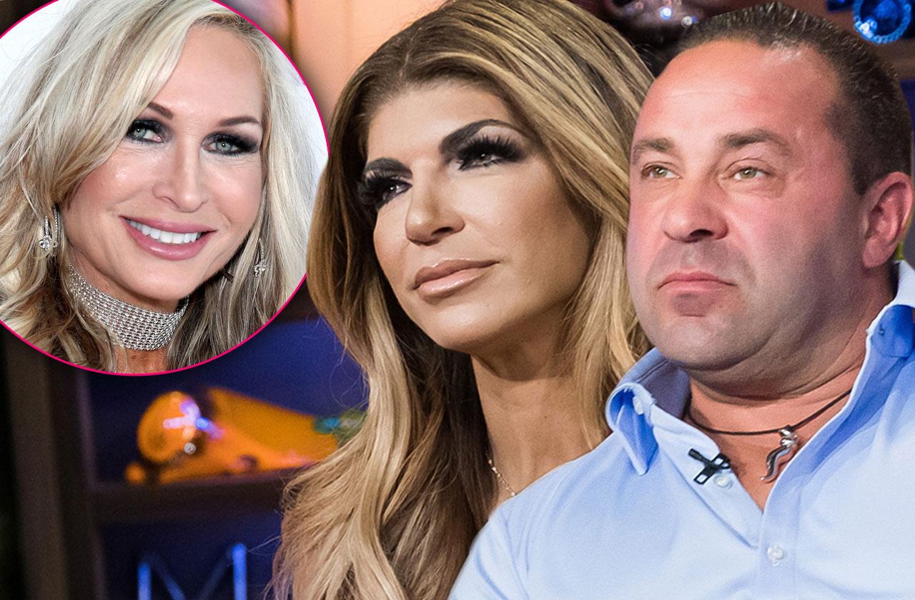 Teresa giudice not moving Italy joe deportation kim depaola claims rhonj