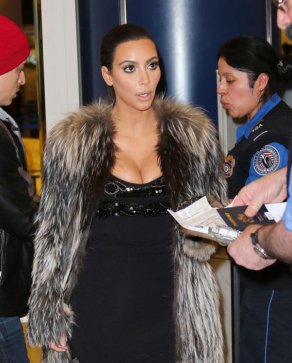 //kim kardashian airport cleavage​