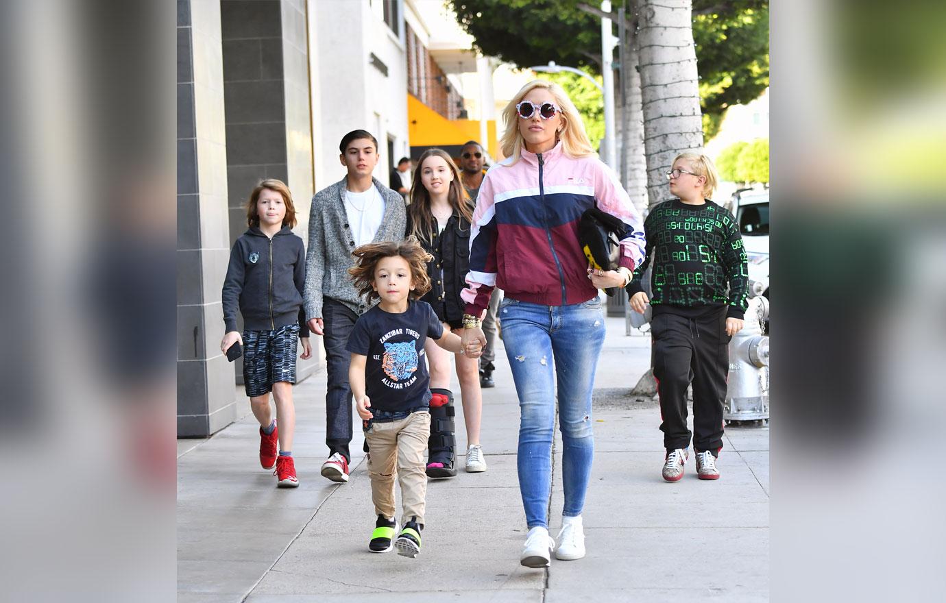 Gwen Stefani Spends Time With Son Apollo