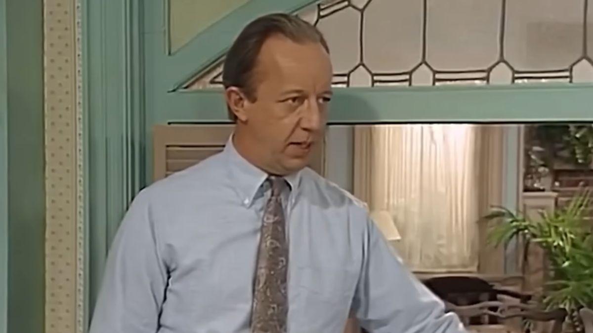 Screengrab of Max Wright