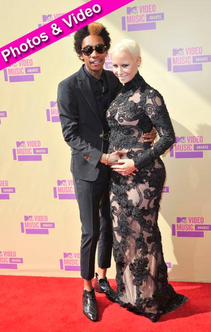 Amber Rose & Wiz Khalifa: 'We're Having A Baby!'