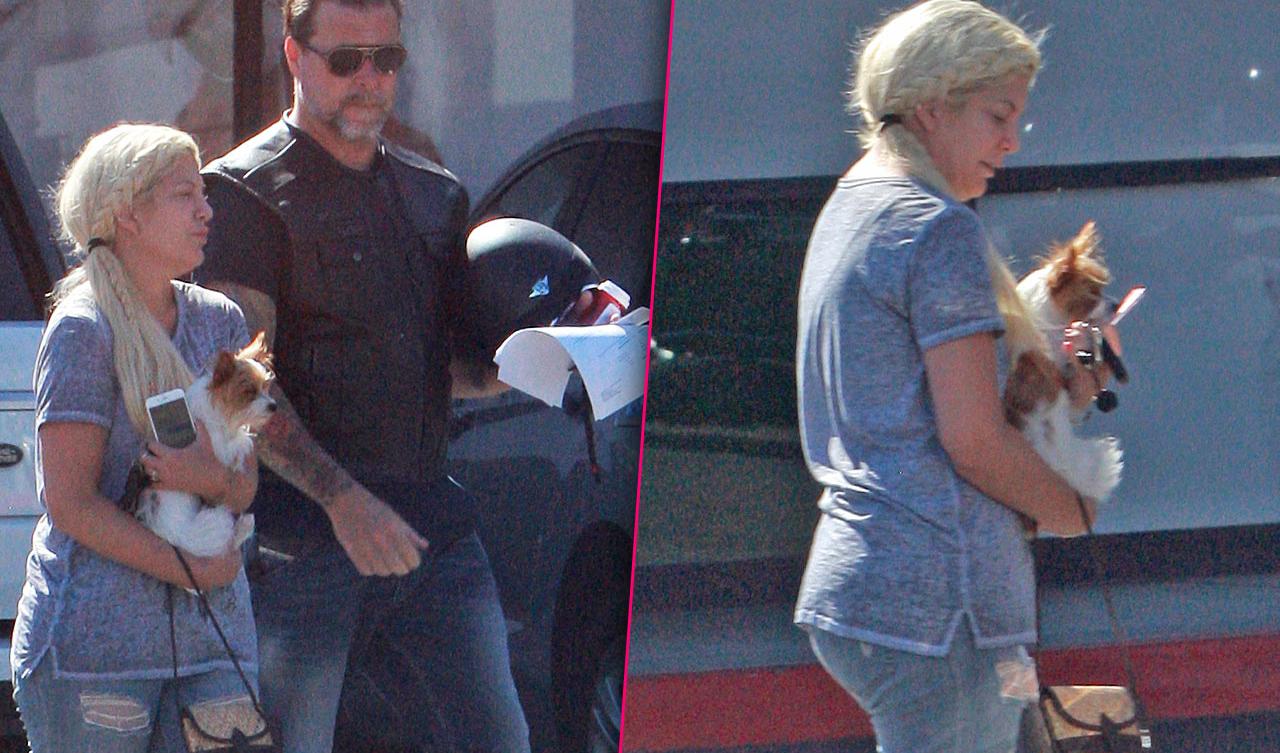 Tori Spelling & Dean McDermott Take Dogs To Vet After Coyote Attack