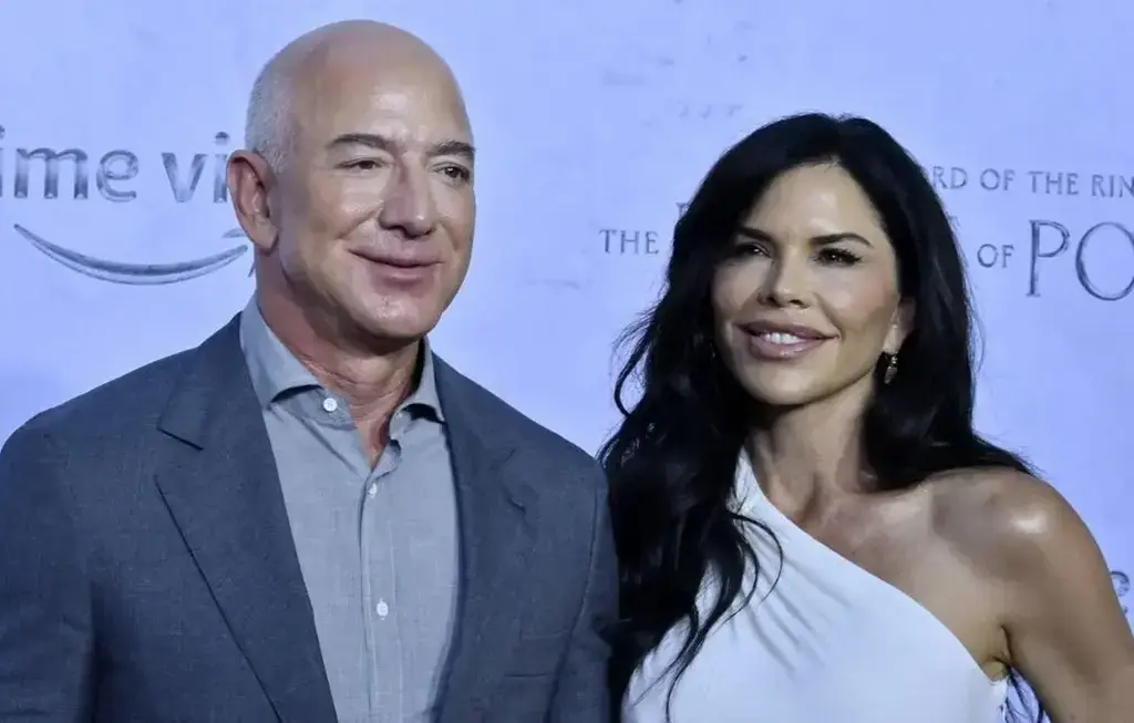 jeff bezos lauren sanchez wed extravagant aspen ceremony holidays