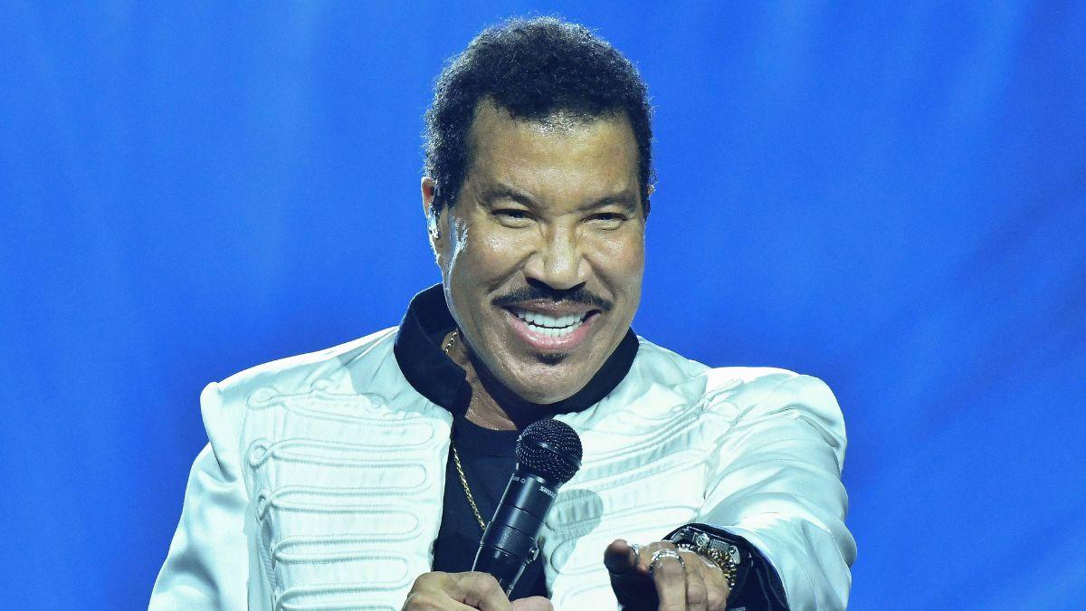 Photo of Lionel Richie