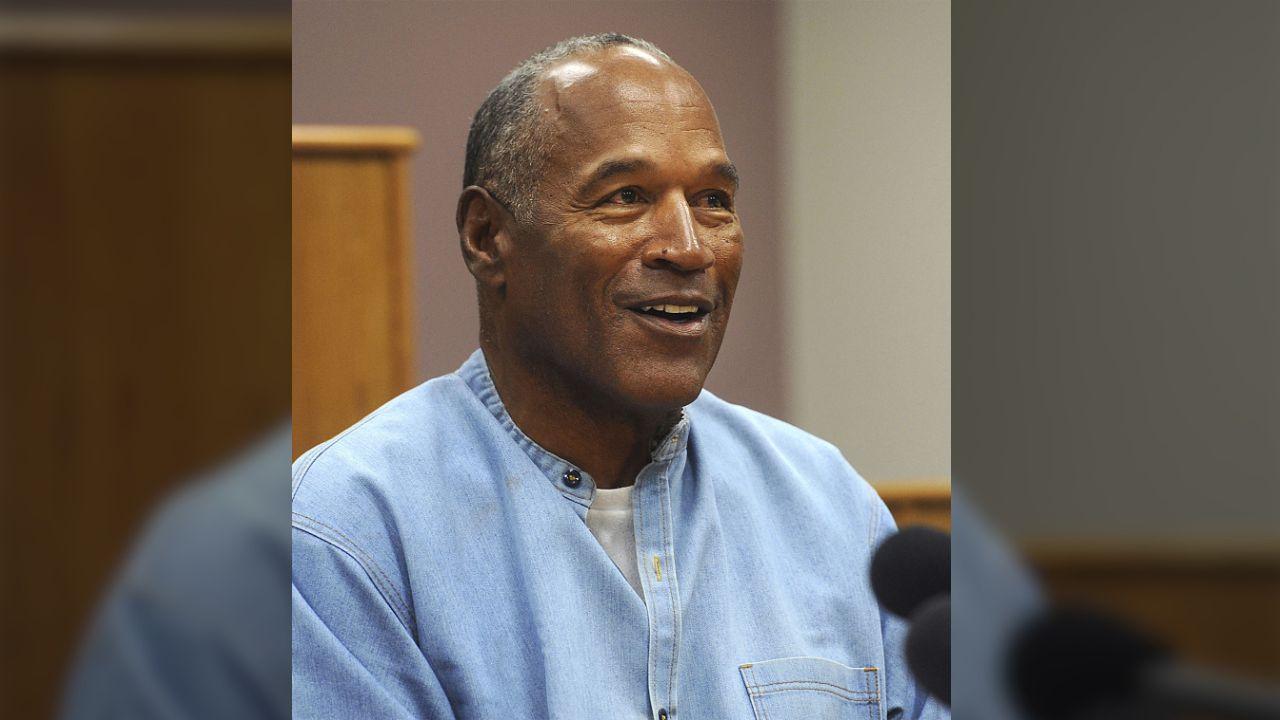 image of Newly unsealed federal records reveal Joseph Ippolito provided information about O.J. Simpson's alleged efforts to dispose of the murder weapon.