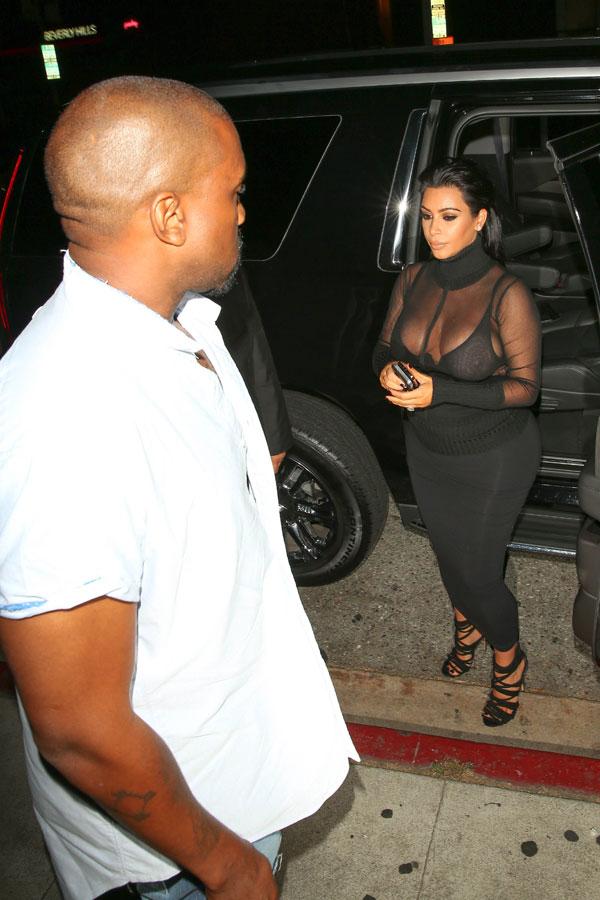 kim kardashian wardrobe malfunction kylie birthday party