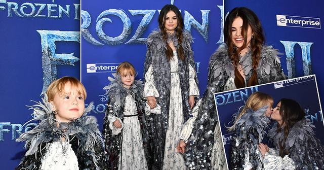 Selena Gomez & Sister Wear Matching Outfits To ‘Frozen’ Premiere