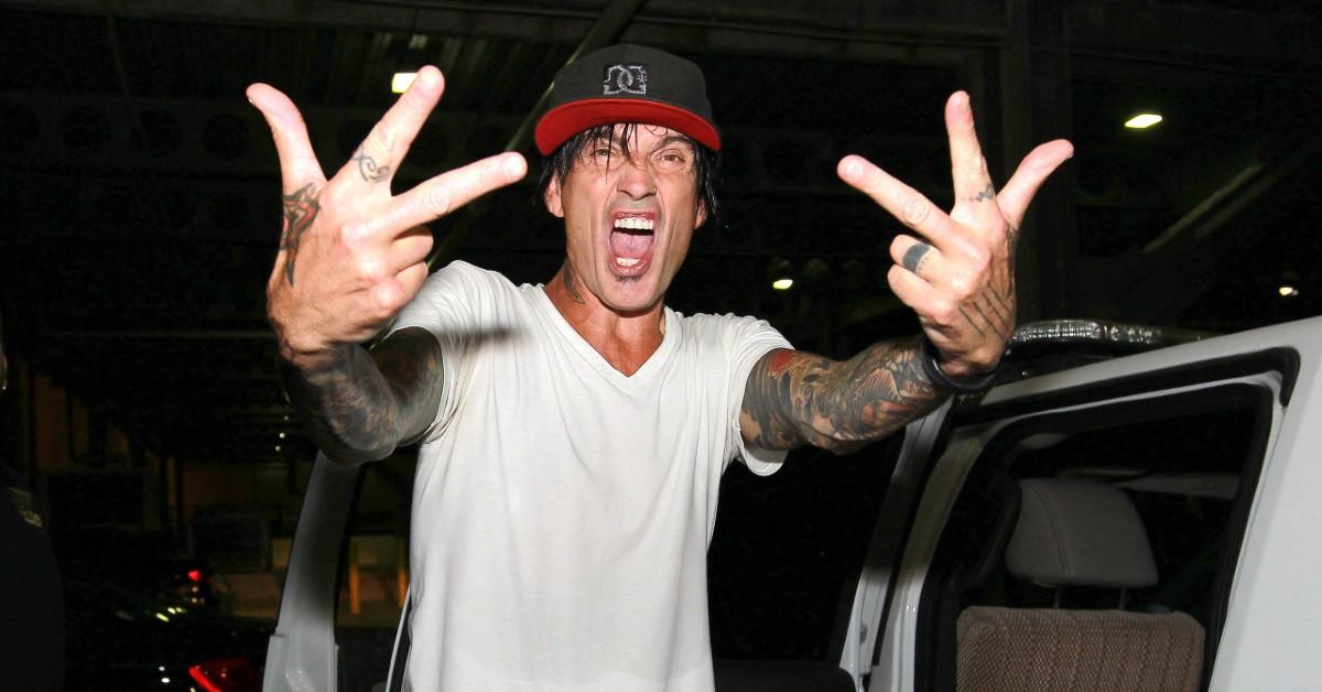 Motley Crüe's Tommy Lee Scores Small Victory in Court Battle Over Alleged 2003 Sexual Assault - Vimarsana News