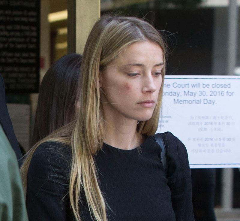 Amber Heard Granted Restraining Order Johnny Depp