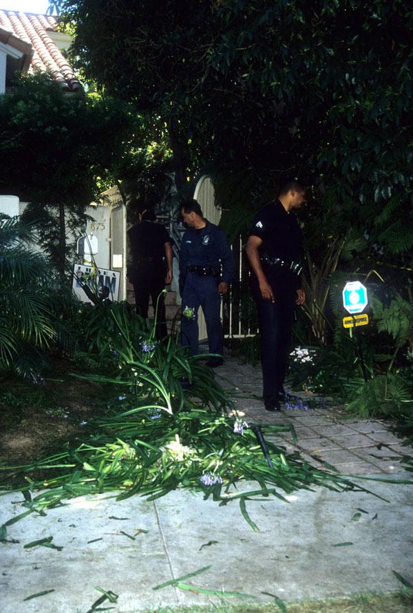 nicole brown simpson and ronald goldman crime scene photos