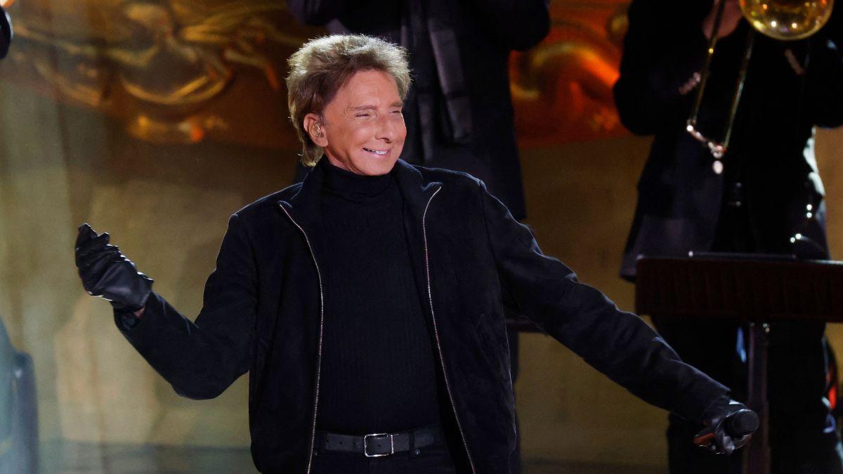 Photo of Barry Manilow