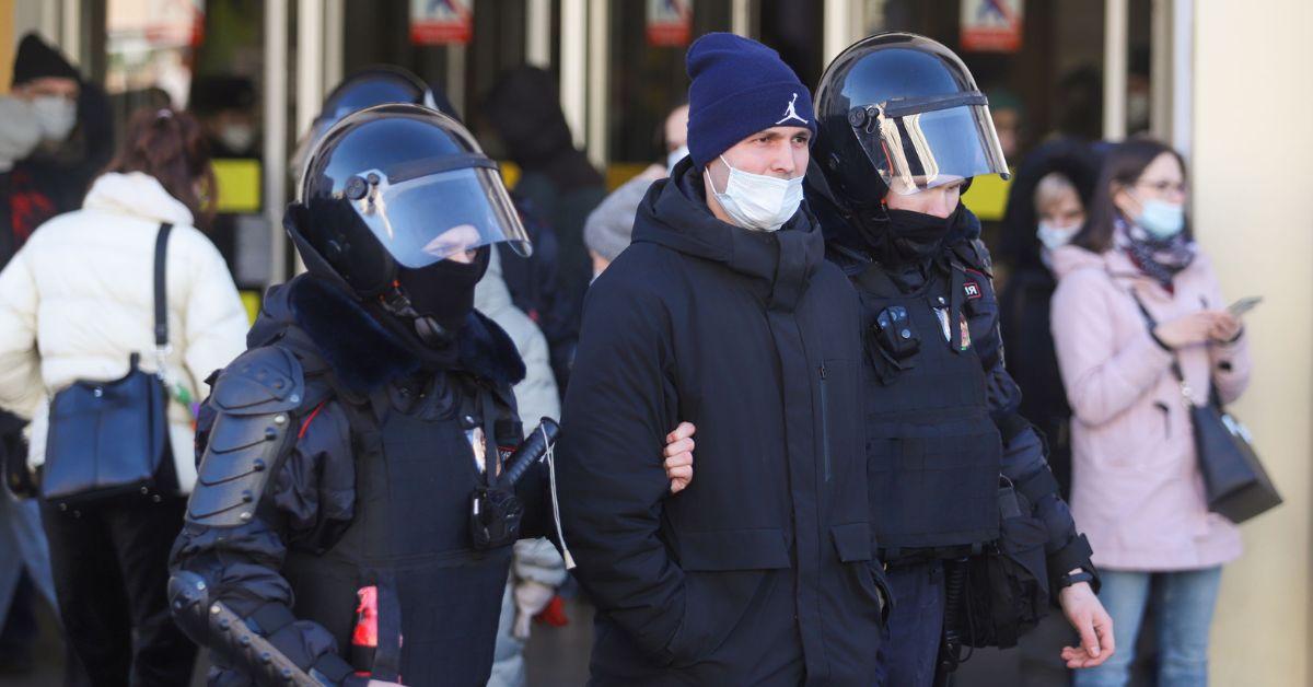 Russian Parents Report Children To Police For Protesting Putin's War In Ukraine