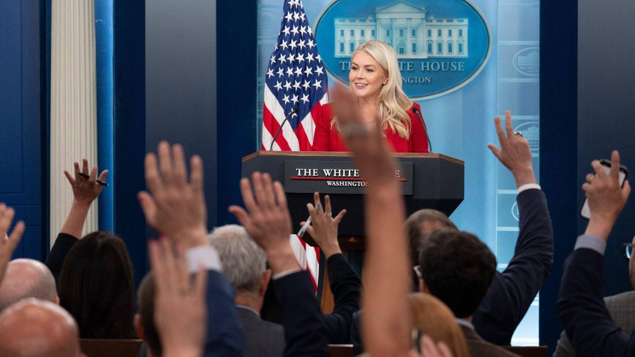Photo of Karoline Leavitt at press conference