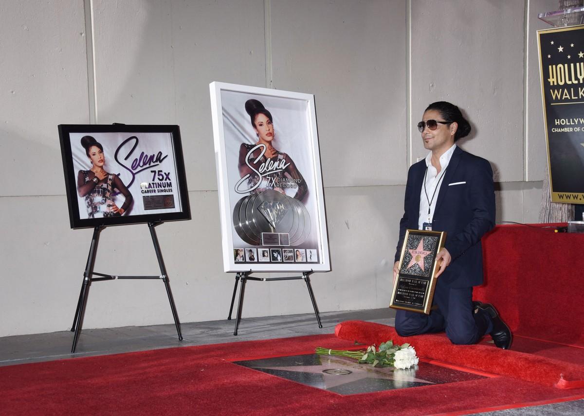 Chris Pérez and Selena's family signed an agreement to divide earnings from her music, image and likeness.