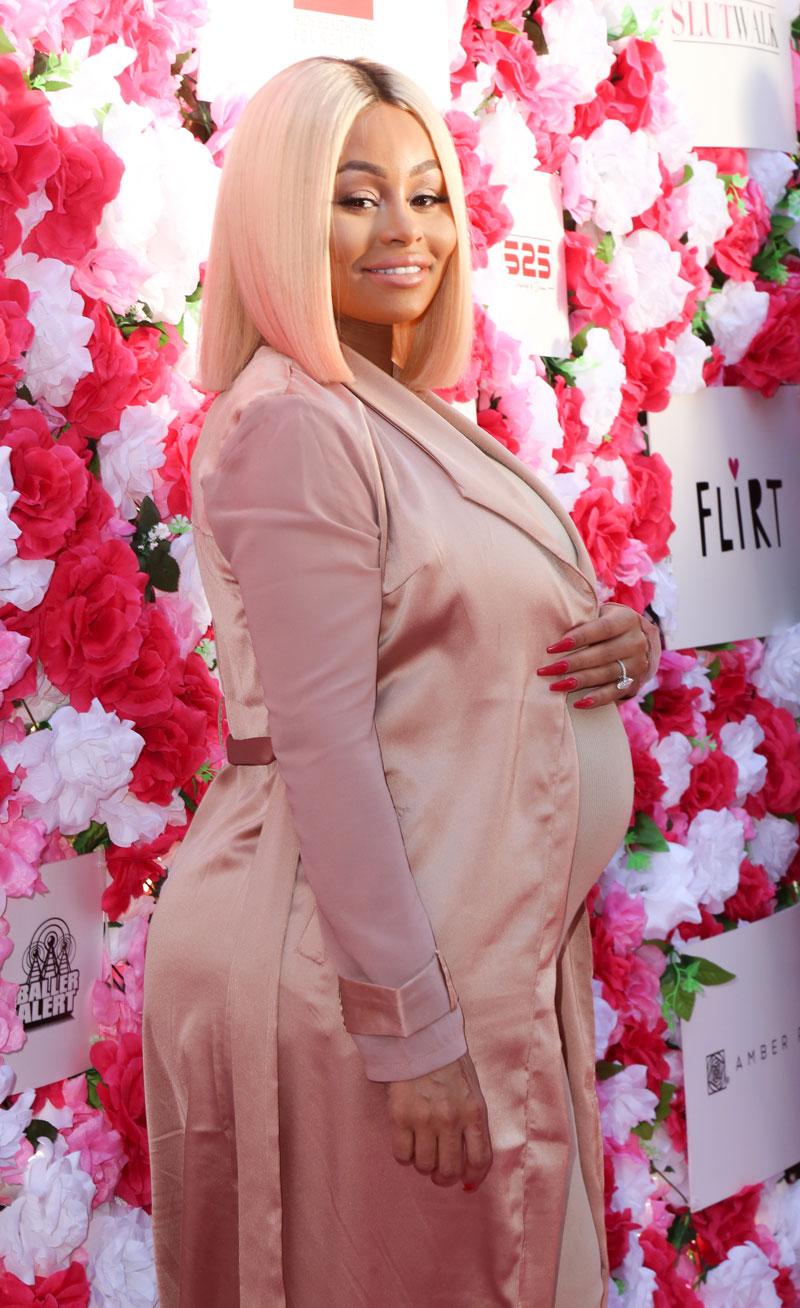 amber rose blac chyna slutwalk festival baby bump no rob kardashian pics