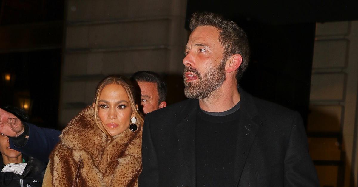 jennifer lopez and ben affleck engagement rumors see ring