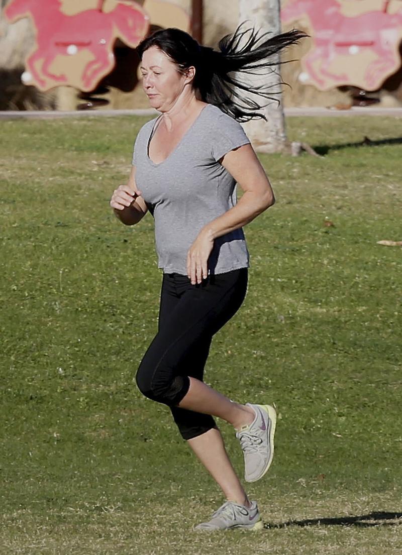 shannen doherty no makeup exercise cancer