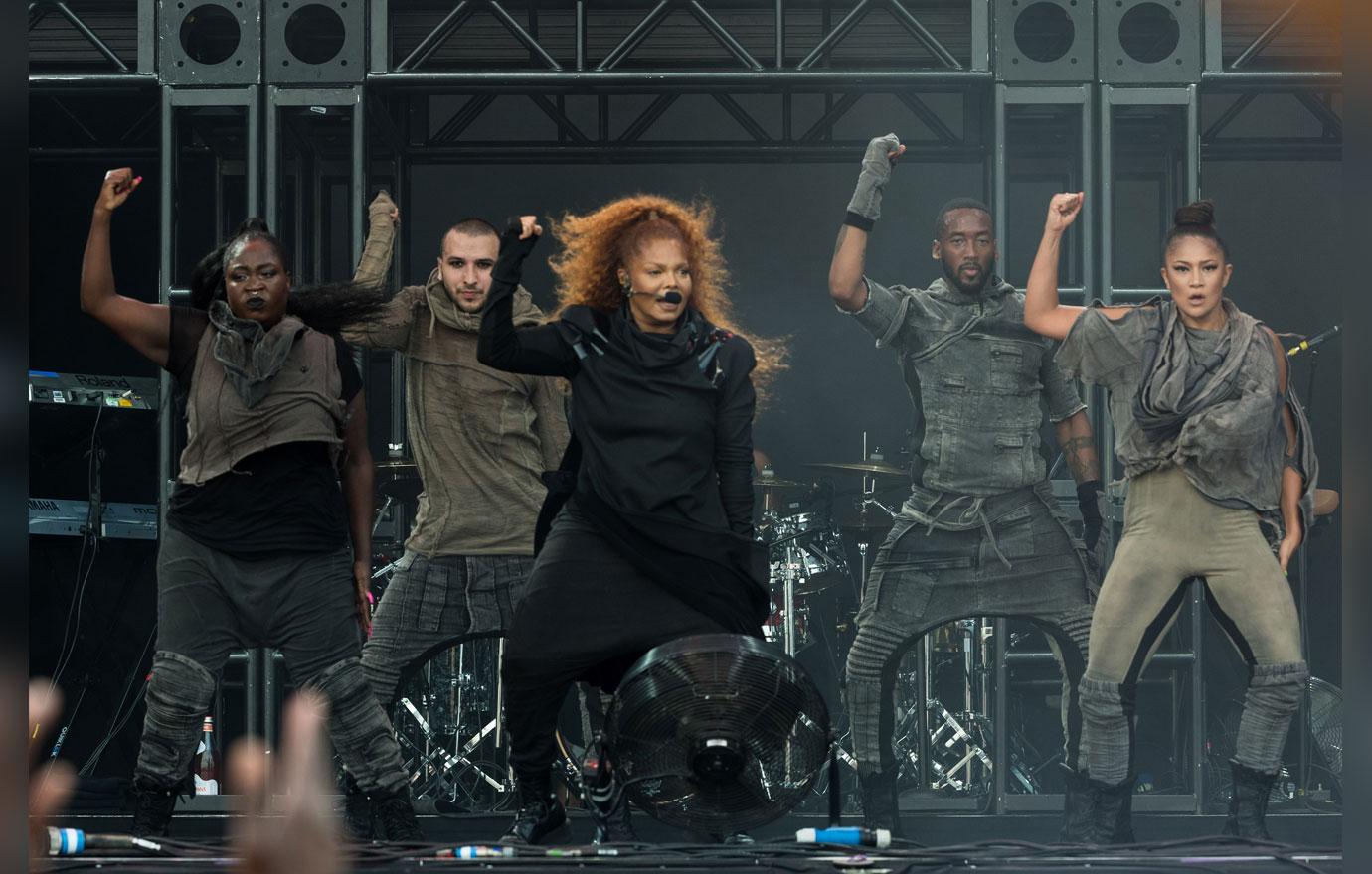 Janet Jackson Performs At Music Fest Amid Plastic Surgery Rumors