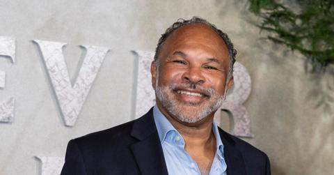 'Cosby Show' star Geoffrey Owens was spotted working at a bar located in New York City, reports say.