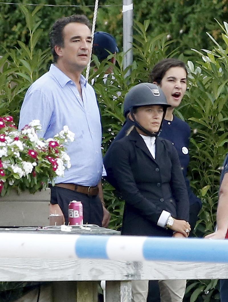 Mary Kate Olsen Olivier Sarkozy Married Kiss Horseback Riding