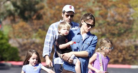 //jennifer garner family