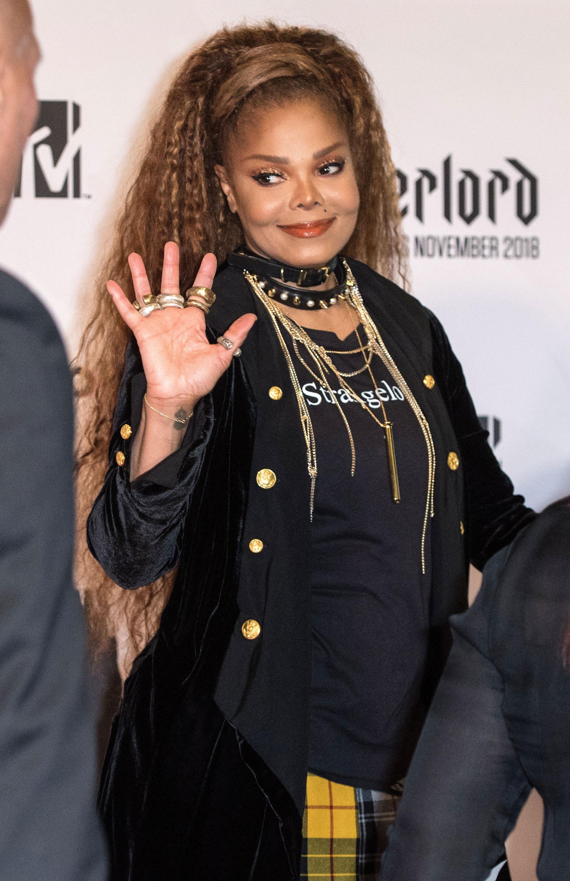 Janet Jackson Packing On Pounds After End Of Tour