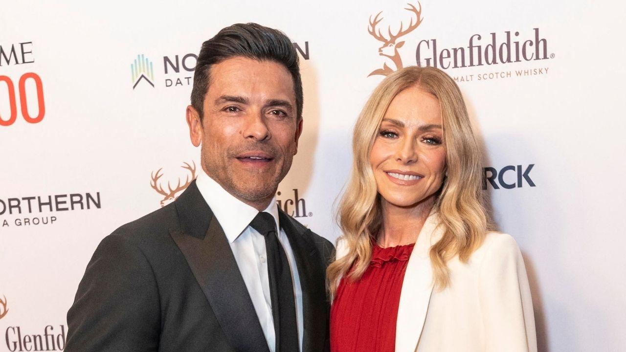 Photo of Kelly Ripa and Mark Consuelos