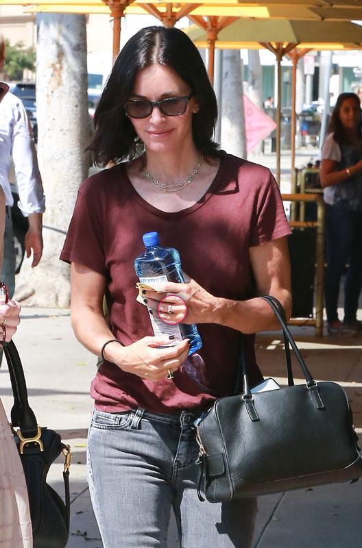 Courteney Cox Johnny McDaid Breakup Engagement Ring