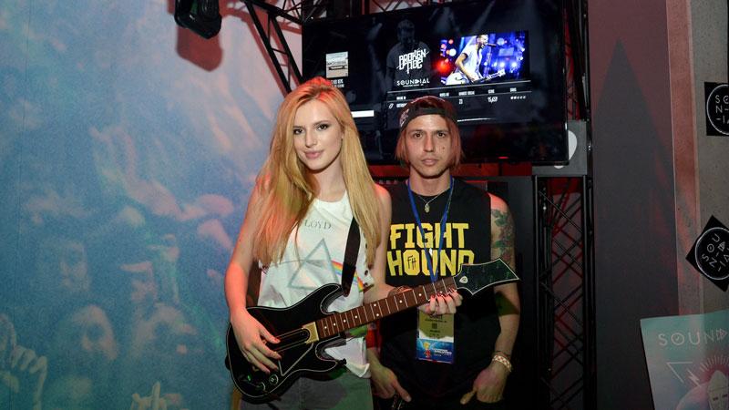 bella thorne guitat hero