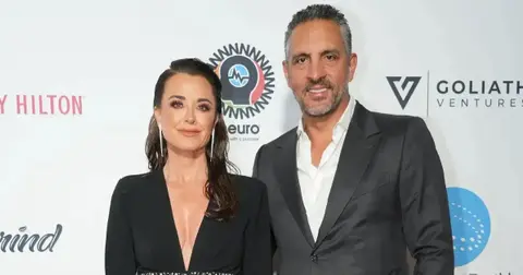 mauricio umanksy shielding names investors million mansion sale