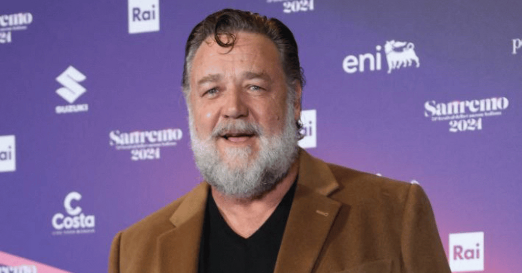 Russell Crowe Desperate to Lose Weight Ahead of Wedding to