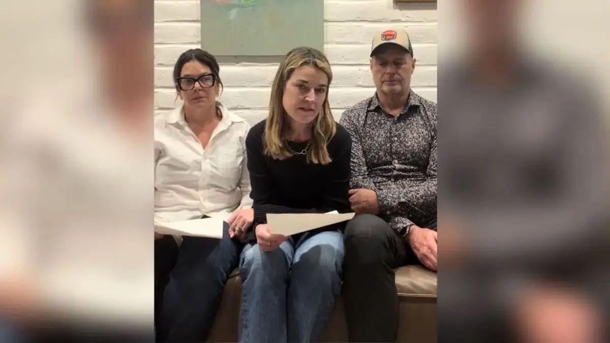 Photo of Savannah Guthrie with her siblings