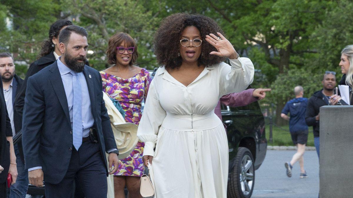 Photo of Gayle King and Oprah Winfrey