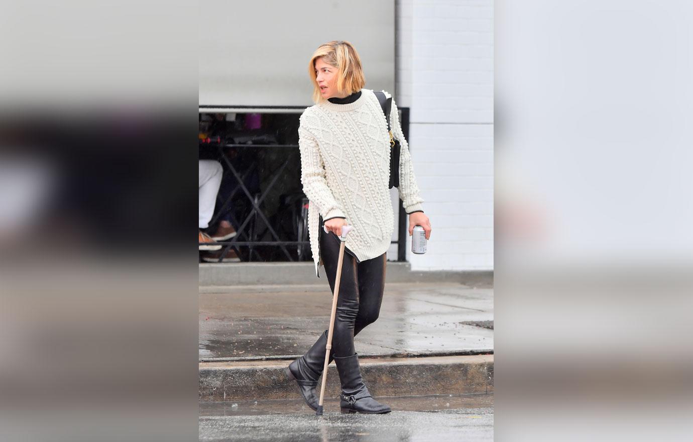 Selma Blair Relies On Cane As Concerns Over Multiple Sclerosis Grow