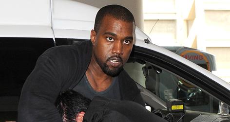 //kanye west paparazzi fight square fameflynet