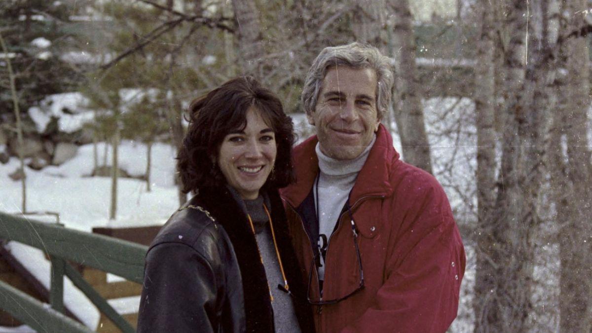 picture of Jeffrey Epstein and Ghislaine Maxwell